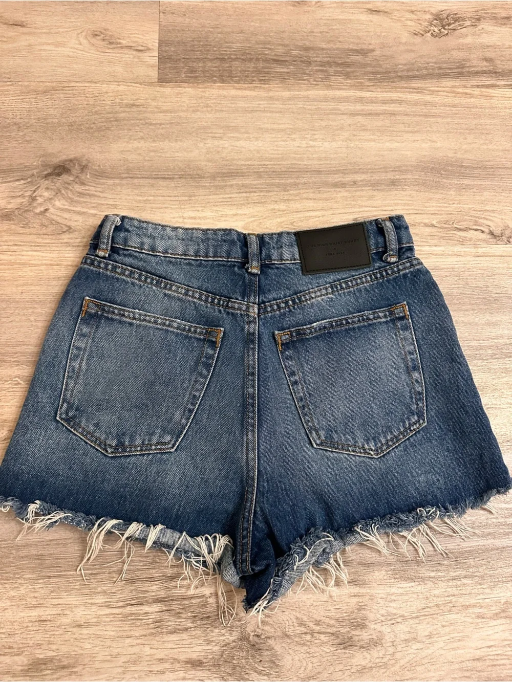 Zara Distressed Frayed Hem Denim Shorts Women’s Size 2 Blue Cutoff Jean Shorts - Picture 6 of 8